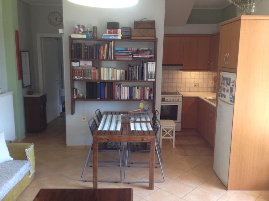 Ησυχες Διακοπες Vila Calamata Exterior foto